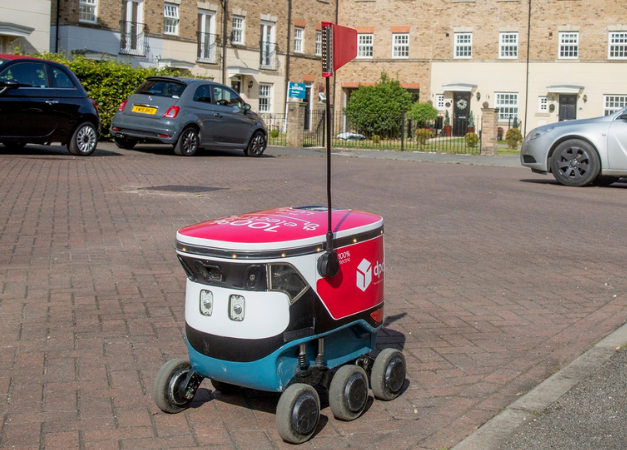 Autonomous driving delivery robot