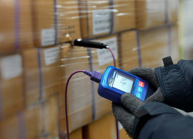 Temperature control of parcels